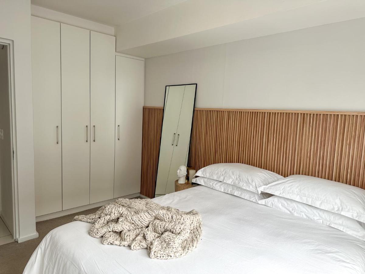Luxury 1Br Green Point - Walk To Sea Point Promenade! Rooftop Pool, Secure Parking Кейптаун Экстерьер фото