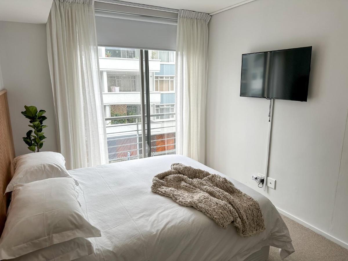 Luxury 1Br Green Point - Walk To Sea Point Promenade! Rooftop Pool, Secure Parking Кейптаун Экстерьер фото